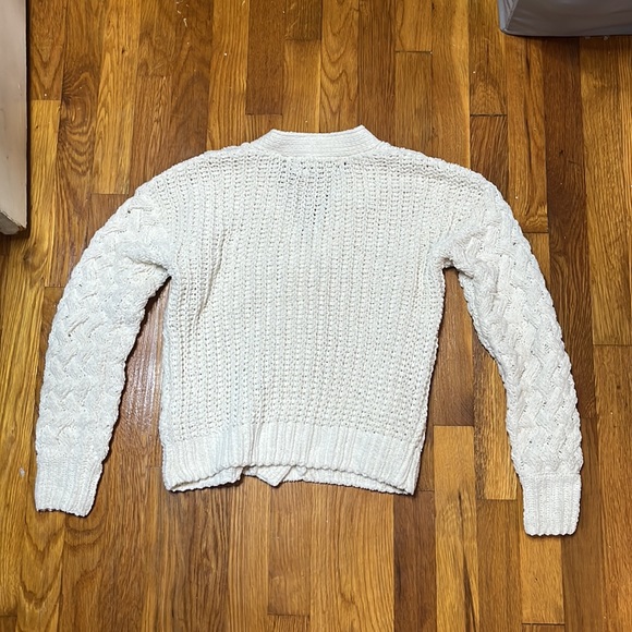 Kendall & Kylie Off White Knit Button Up Sweater Size Small - Picture 2 of 4